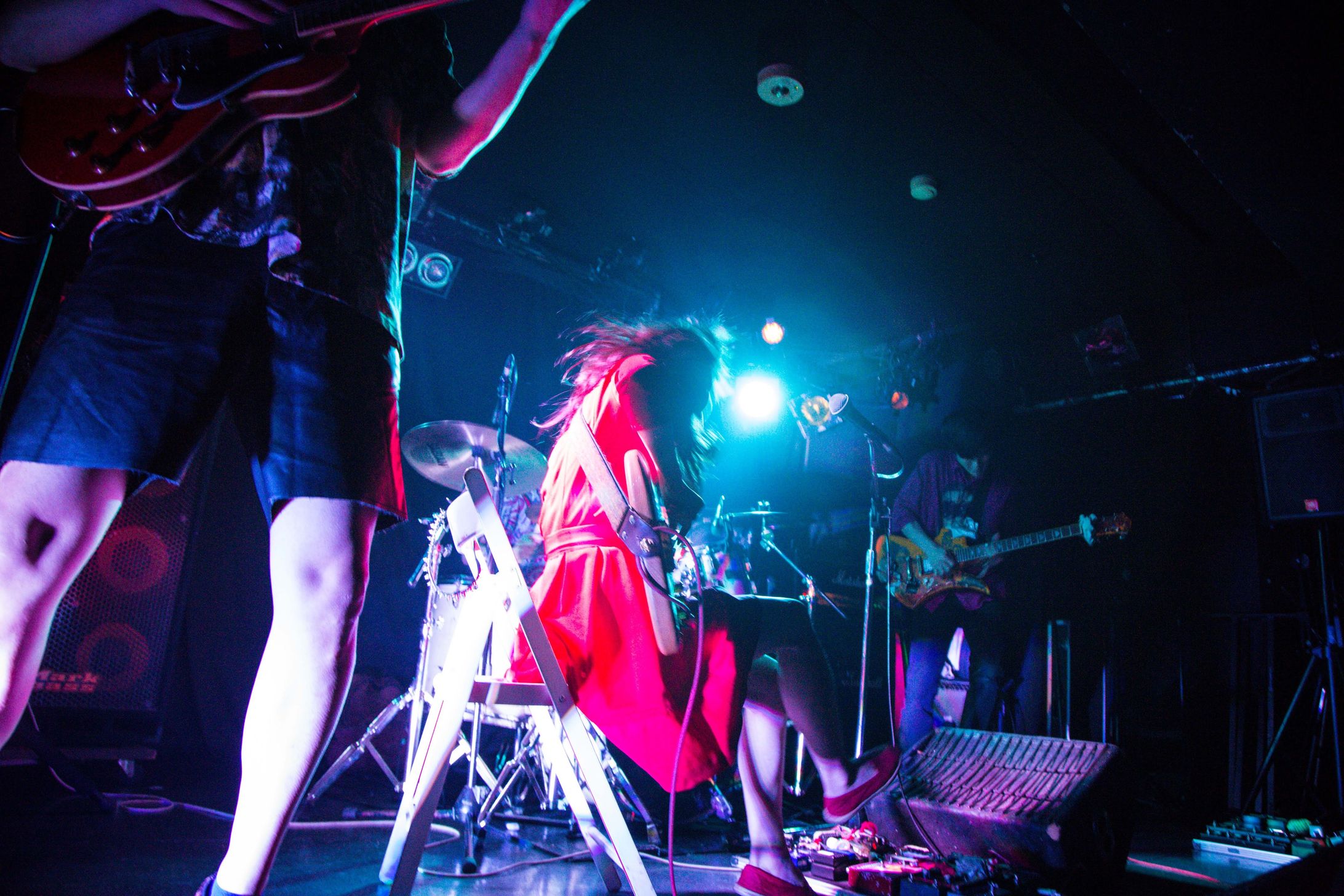 LIVE PHOTO-1