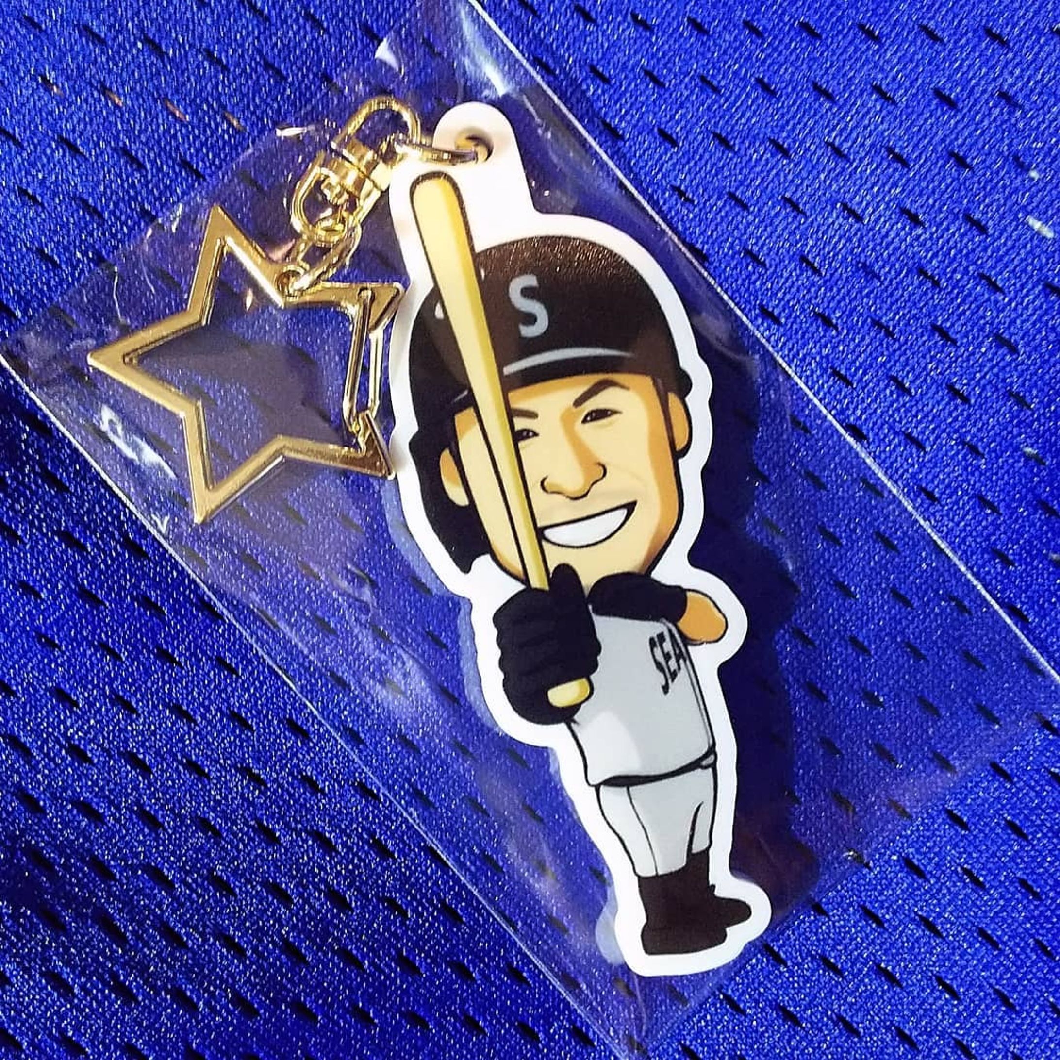 イチローキーホルダー！w.
.
#イチロー #ichiro #Ichiro #ICHIRO #鈴木一朗 #野球 #メジャーリーグ #MLB #baseball #シアトルマリナーズ #SeattleMariners #シアトル #seattle #マリナーズ #mariners #レジェンド #グッズ #キーホルダー #ファンアート #イラスト #illustration #絵 #picture #似顔絵 #portrait #デザイン #design #アート #art-1