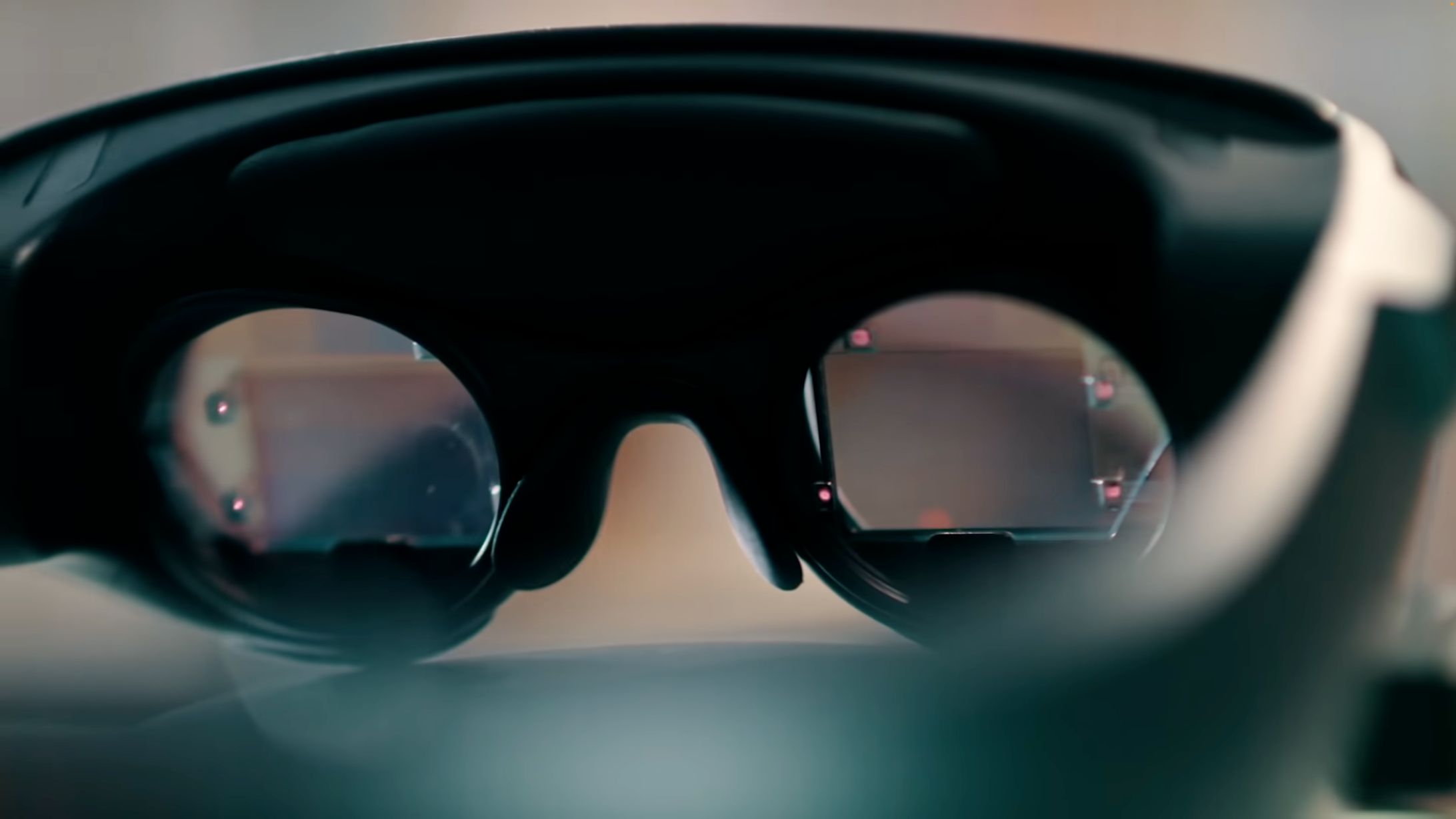 magic leap (CM)-1
