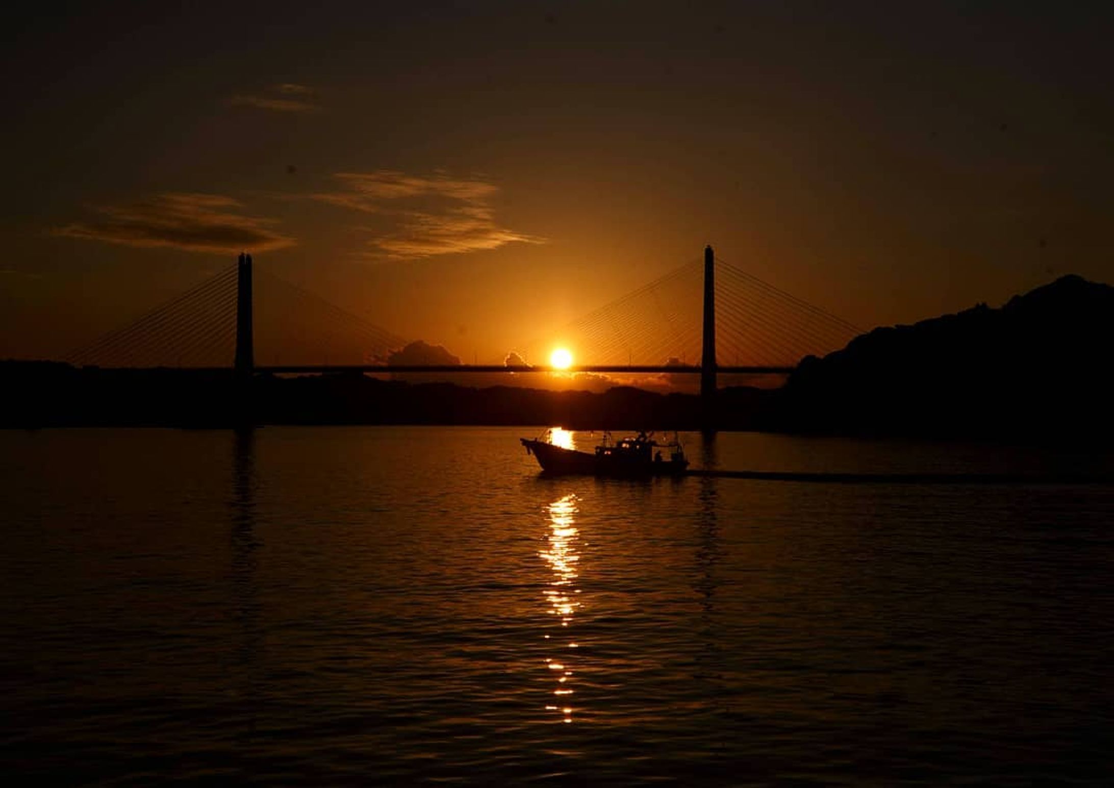 呼子大橋夕日（佐賀県唐津市）風景画　クレパス画原画 斜陽 #CanonEOS5D#佐賀県#唐津市#呼子町#呼子大橋#風景#夕方#夕日