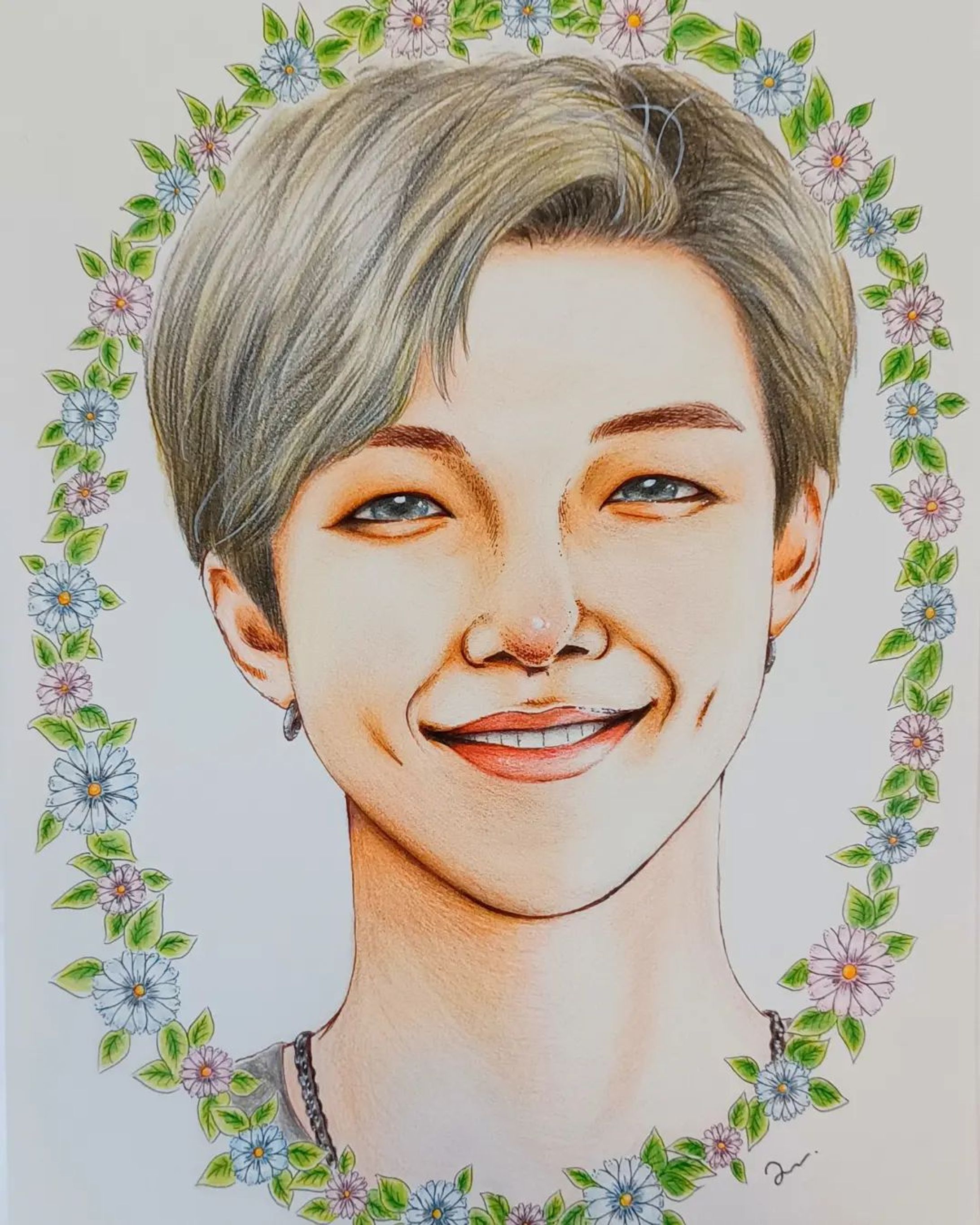 BTS RM
(笑顔が素敵なナムジュン氏…！！！)

#bts
#btsfanart 
#RM 
#KimNamjoon 
#キムナムジュン
#色鉛筆画 
#色鉛筆イラスト 
#アナログ絵 
#illustration 
#drawing 
#似顔絵 https://t.co/4Q3Zi0q54t-1