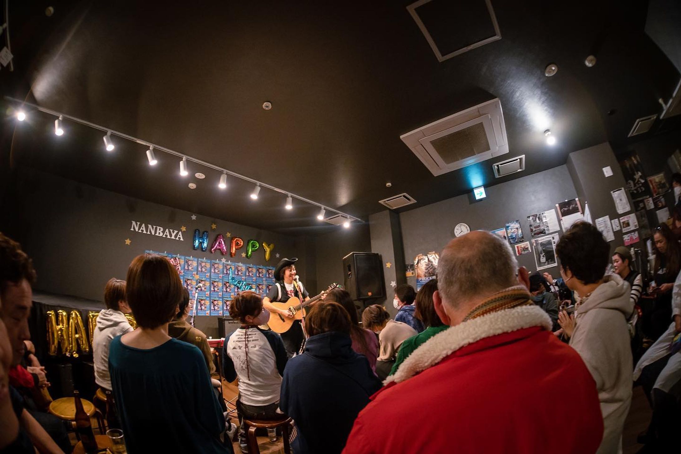 ︎

12.02.23
ウルフルケイスケ

MAGICAL CHAIN ひとりSPECIAL
西成 難波屋

#ライブフォト #ライブフォトグラファー #livephoto #livephotographer #livephotography #photography #photographer #photograph #gigphotography #gigphotographer #バンド #instamusic #カメラのある生活 #カメラマンさんと繋がりたい #raw_concert #liveshooting #livemusicphotography #livemusicphotographer #撮影依頼募集中 #撮影依頼受付中 #jj_musicislife #ウルフルズ #ウルフルケイスケ #難波屋 #西成-1